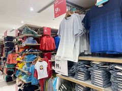 -优衣库(上海金桥国际商业广场店)