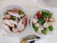 -臻鲜燕海鲜融合餐厅(金陵style店)