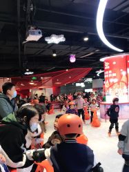 -冰世界真冰场(欢乐汇店)