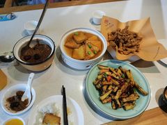-聚友斋(陶瓷琉璃馆水晶街店)
