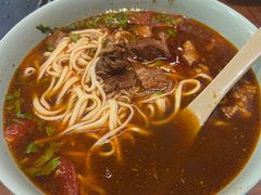-亮亮面馆(经六路店)