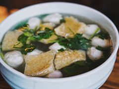 香菜鱼圆汤-双塔老饭店