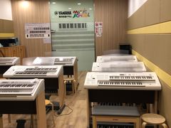 -雅马哈音乐中心 钢琴双排键鼓吉他(静安大融城店)