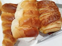 奶油牛角面包-新侨三宝乐面包店(崇文门店)