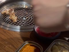 -明洞阿姨·韩式酱蟹烤肉·创意料理(三元桥店)