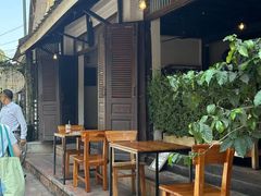 -Saffron Coffee