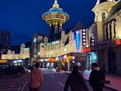 -霍尔果斯国门景区