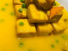 -宝燕海货工场(长江国际店)