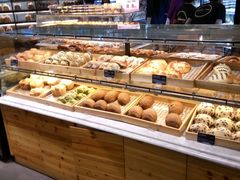 面包甜点陈列柜-多乐之日(和平伊势丹店)