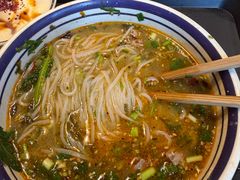 -云阿蛮云南生烫牛肉米线(奉贤路店)