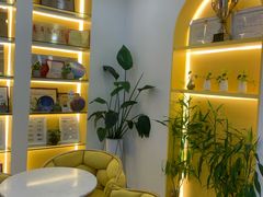 -首脑美容美发化妆美甲培训学校(龙岗校区)