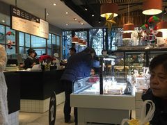 -Dough&Joe团憩(瑞虹天地月亮湾店)