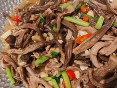 -绿草地·湘菜(7mall店)