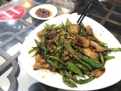 辣椒小炒肉-徽州美食(三十年老店)