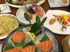 -青瓦餐厅·生鱼片·韩园烤肉(西塔店)