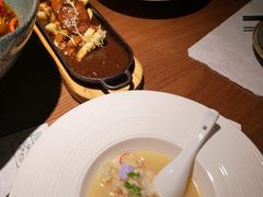 鷹嘴豆泥配何仙菇-菩提素素食餐厅(晶郦馆店)