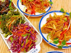 特色凉菜-丝路伊兰·兰州牛肉面(马连道店)