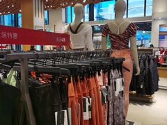 -lululemon(比斯特购物村店)
