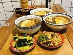 -矮子粉店1985·长沙米粉(湘春路店)