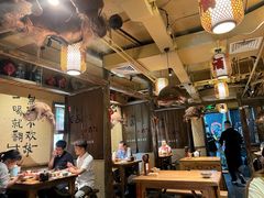 -泥糊破店小酒馆·团建聚餐(南京西路店)