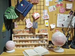 -九木杂物社(新奥购物中心店)