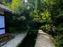 -庐山风景区花径公园