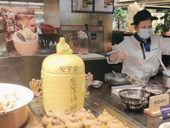 -钱小奴海鲜自助黑金店(杭州滨江龙湖店)