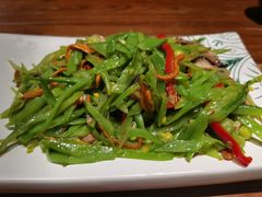 五彩花菇荷兰豆-云海肴·汽锅鸡·云南菜(美罗城店)