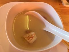 -J Daeng Seafood