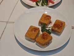 -阿瓦山寨·湘菜现炒·剁椒鱼头王(咸阳总店)