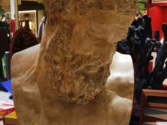 -乐蓬马歇百货公司(Rive Gauche)