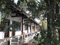 -上海市龙华烈士陵园