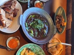 -包整·丝娃娃(一览甲秀楼风景店)