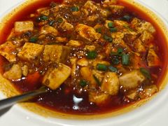 -渝信川菜 · 川味家常菜(财富购物中心店)