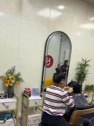 -TRIMS HAIR 修剪造型·烫染接发