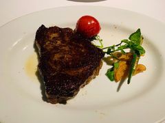 果木炙烤安格斯180天谷饲肉眼-牛排家(北京王府井澳门中心店)
