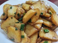 小葱农家土豆-芦茨金富饭庄·25年老字号·专做稻草鸡