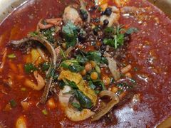 -张翻越·川渝冒菜·武汉黑鸭煲(城北万象城店)