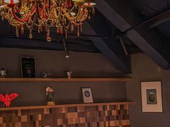 -弦月窗LUNETTE BY AMANDA(复兴路店)