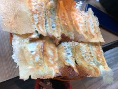 -阿洪锅贴王(小吃城店)