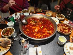 -小饕荟雅安贡椒鱼鲜馆(广福桥店)