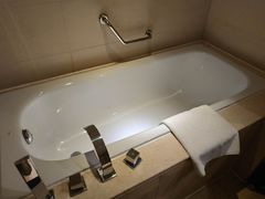 -武汉汉口火车站东方建国大酒店