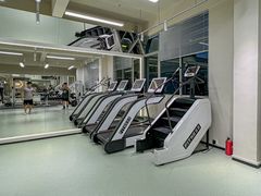 -RM GYM健身私教馆(白云元立方创意园店)
