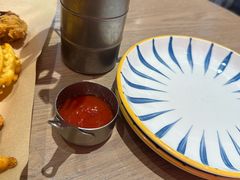-必胜客(上海华谊新所店)