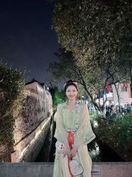 -一揽芳华汉服旗袍体验馆(拙政园店)