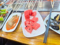 -哈尔滨小酒馆·鲜肉现穿自助烧烤(康新花园店)