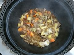 -粘豆包柴火铁锅炖