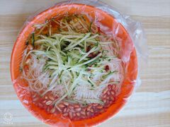 甜甜的大冷面-顶狼记小吃