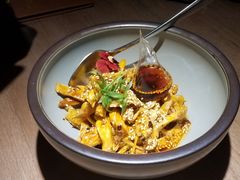 敲糖棒棒鸡-辛香汇·现炒川菜(淮海路百盛店)