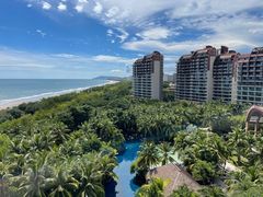 -三亚湾海居铂尔曼度假酒店